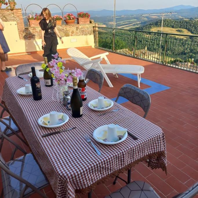 La Casa Del Gallo Radicondoli エクステリア 写真